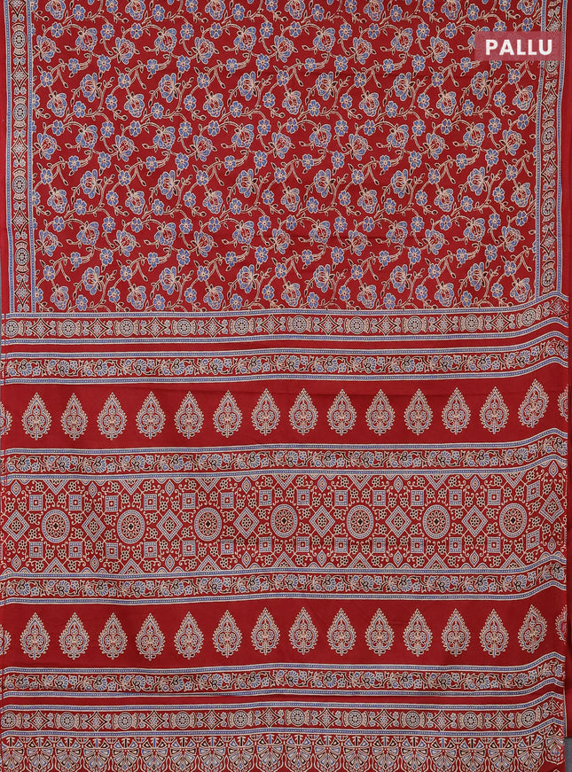 Muslin cotton saree maroon with allover floral prints and printed border
