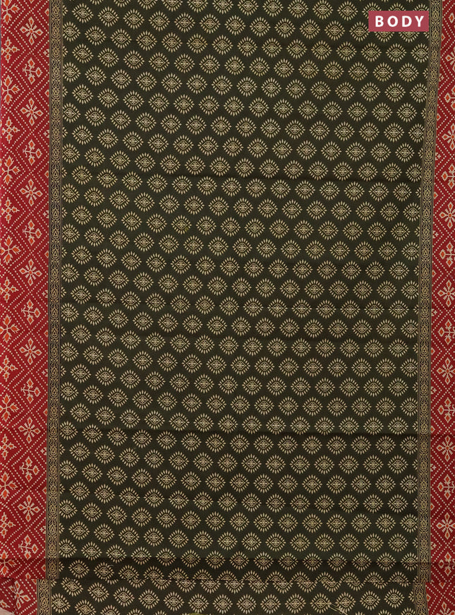 Muslin cotton saree sap green and maroon with butta prints and printed border