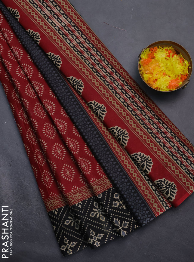 Muslin cotton saree maroon and black with butta prints and printed border