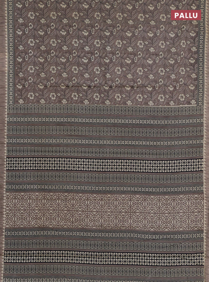 Muslin cotton saree grey with allover kalamkari prints and printed border