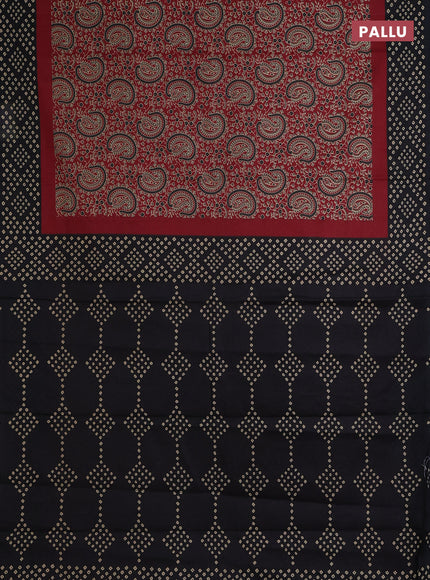 Muslin cotton saree maroon and black with paisley prints and printed border