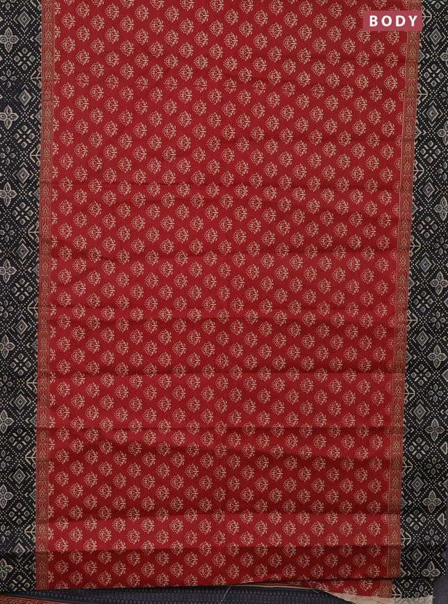 Muslin cotton saree maroon and black with butta prints and printed border