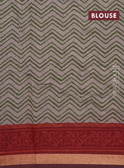 Muslin cotton saree green and maroon with butta prints and zari woven border