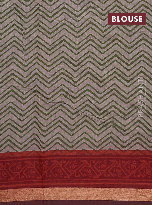 Muslin cotton saree green and maroon with butta prints and zari woven border