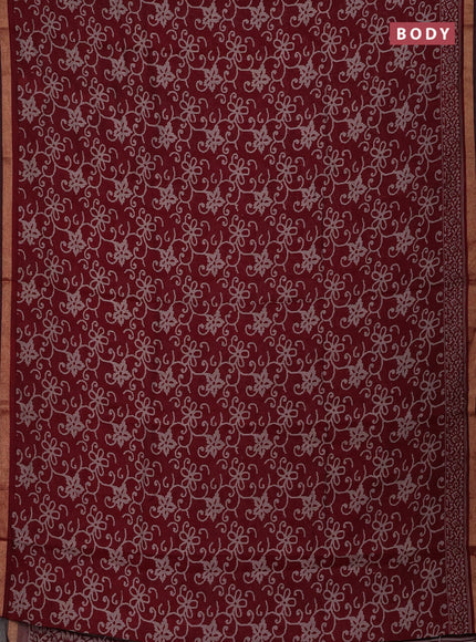 Muslin cotton saree maroon with allover prints and zari woven border