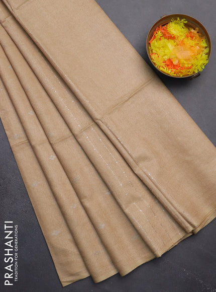 Semi bamboo saree sandal with silver zari woven buttas in borderless style