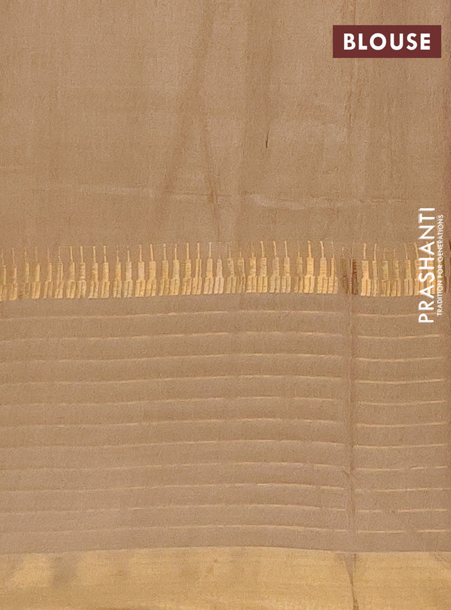 Semi bamboo saree sandal with zari woven buttas and long zari checked border