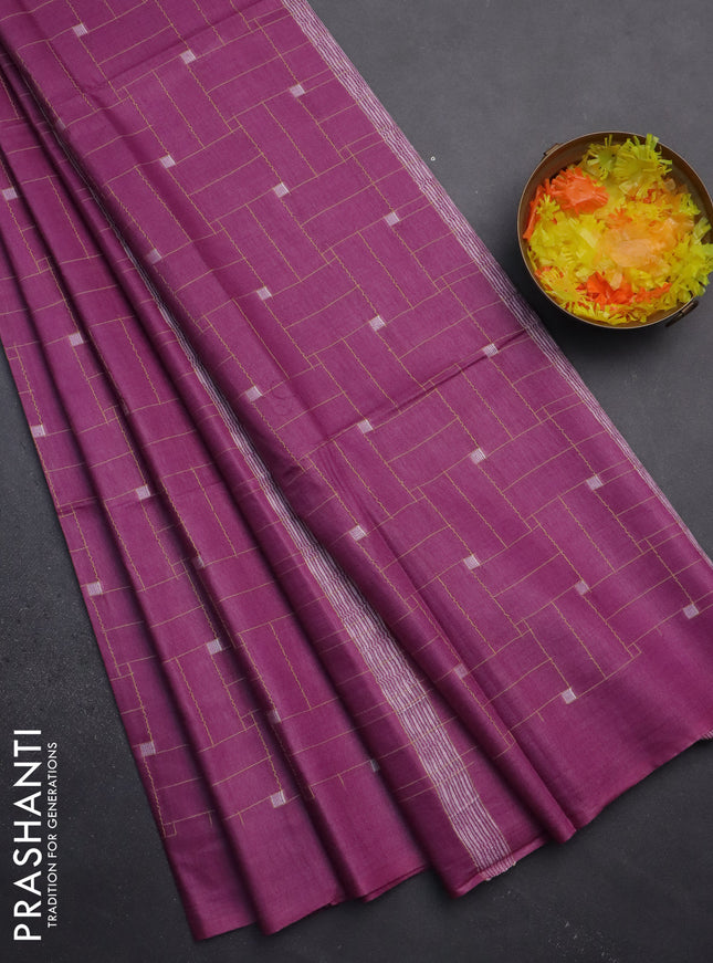 Semi bamboo saree magenta pink with allover thread weaves in borderless style