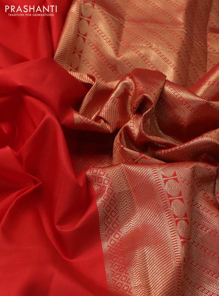 Pure kanchipuram silk saree red with plain body and temple zari woven border
