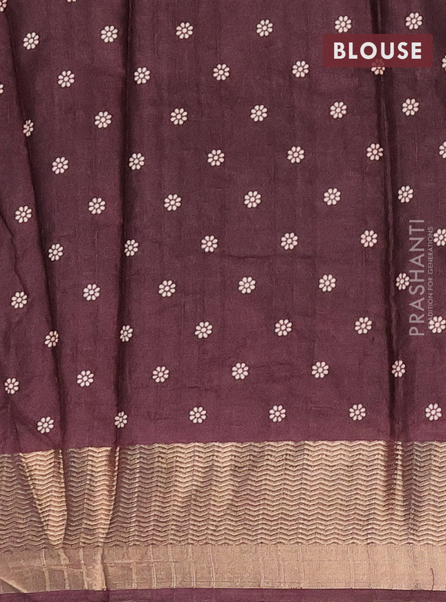 Semi dola saree brown with allover floral prints and zari woven border
