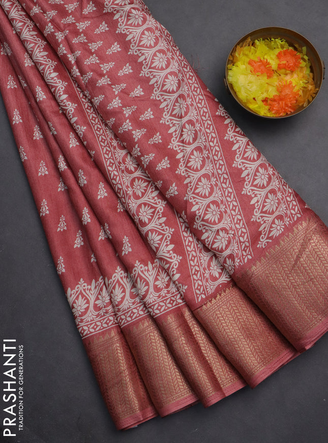 Semi dola saree peach shade with butta prints and zari woven border