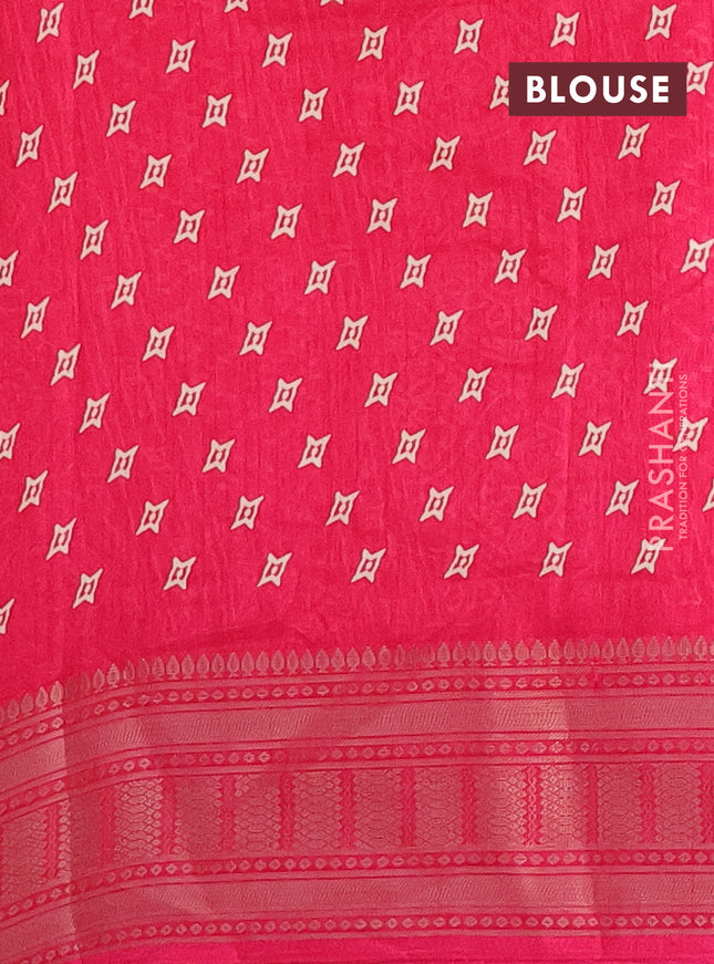 Semi dola saree pink with allover zig zag prints and zari woven border