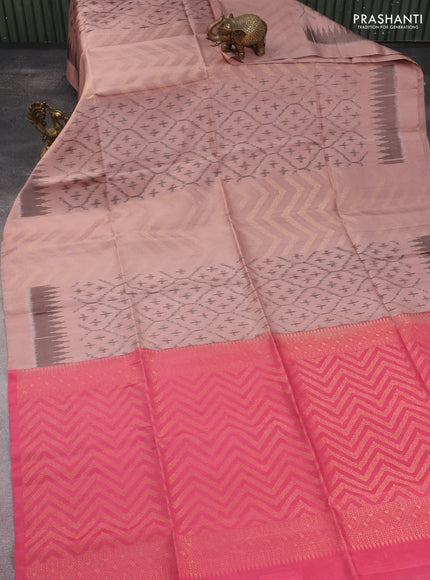Ikat soft silk saree pastel peach shade and dark peach with allover zari & ikat weaves in borderless style