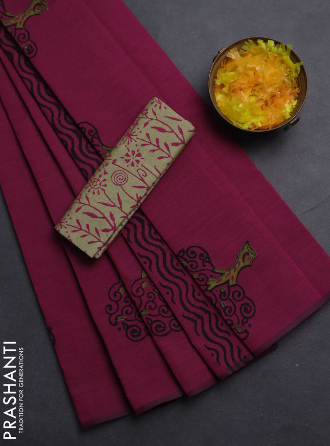 Semi silk cotton saree magenta pink and elaichi green with butta prints in borderless style