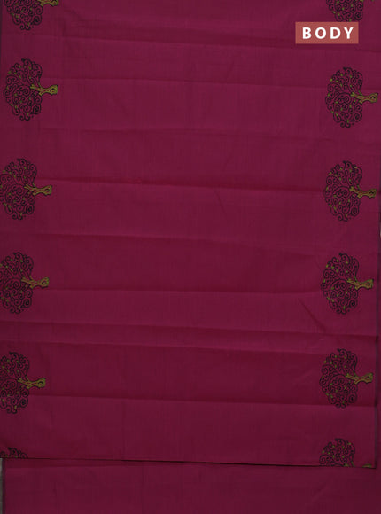 Semi silk cotton saree magenta pink and elaichi green with butta prints in borderless style