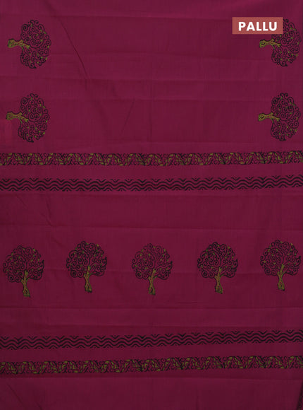 Semi silk cotton saree magenta pink and elaichi green with butta prints in borderless style