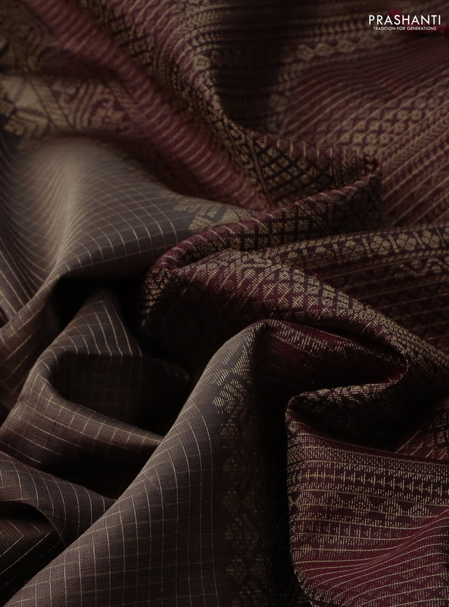 Pure soft silk saree pastel brown and deep maroon wth allover zari checked pattern and rettapet zari woven border