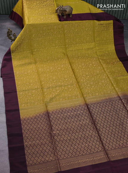 Kanchipuram soft silk saree mehendi green and wine shade with allover zari woven brocdae weaves and simple border
