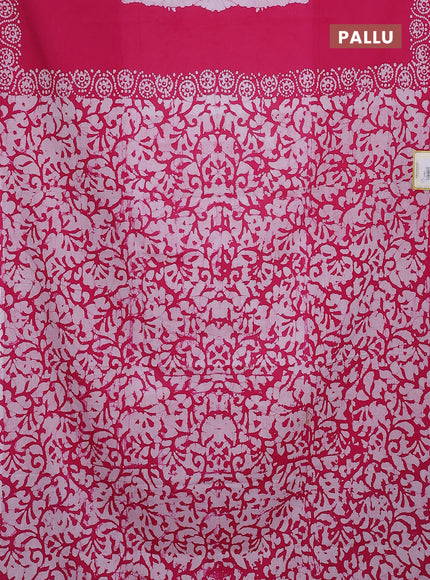 Jaipur cotton saree pink and off white with allover batik prints and printed border