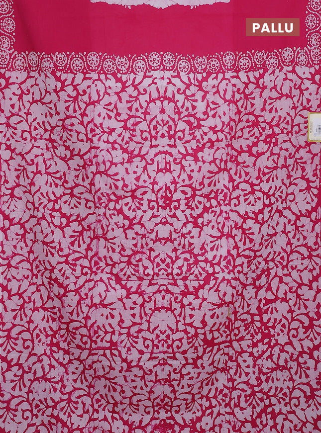 Jaipur cotton saree pink and off white with allover batik prints and printed border