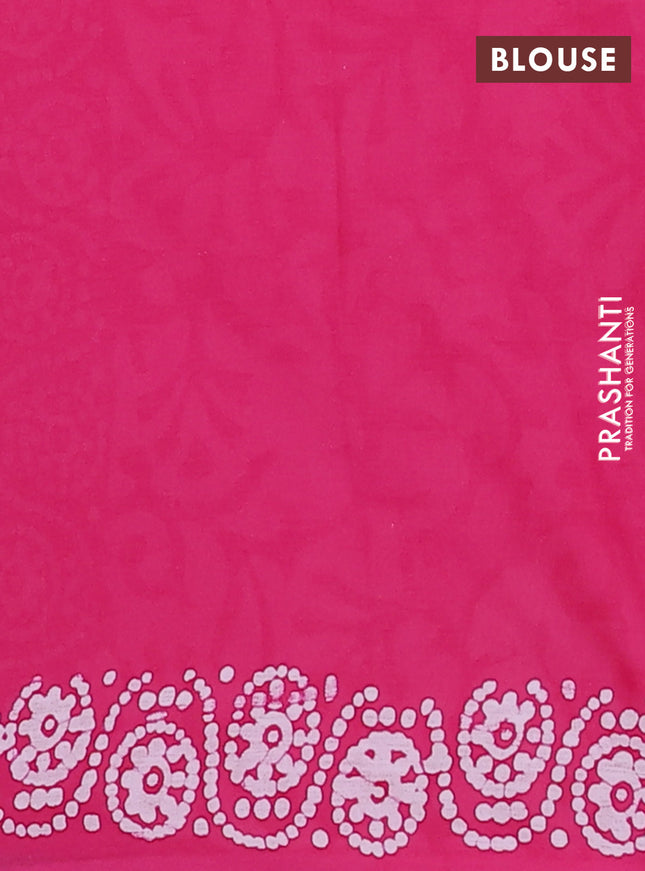 Jaipur cotton saree pink and off white with allover batik prints and printed border