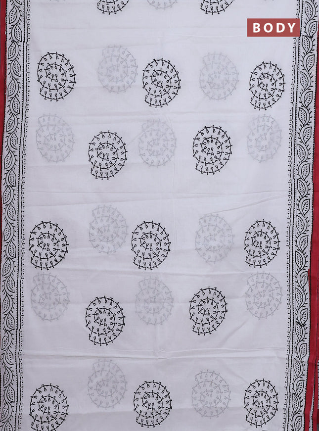 Jaipur cotton saree off white and marron with warli butta prints and printed border