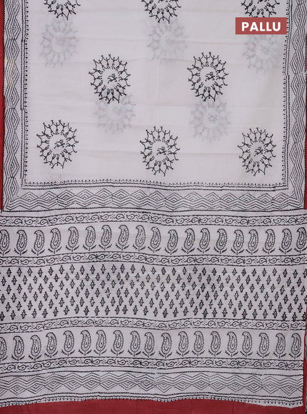 Jaipur cotton saree off white and maroon with warli butta prints and printed border