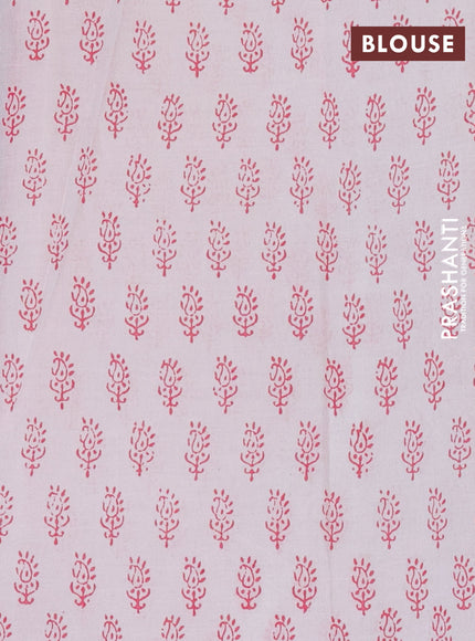 Jaipur cotton saree off white and peach pink with paisley butta prints and printed border