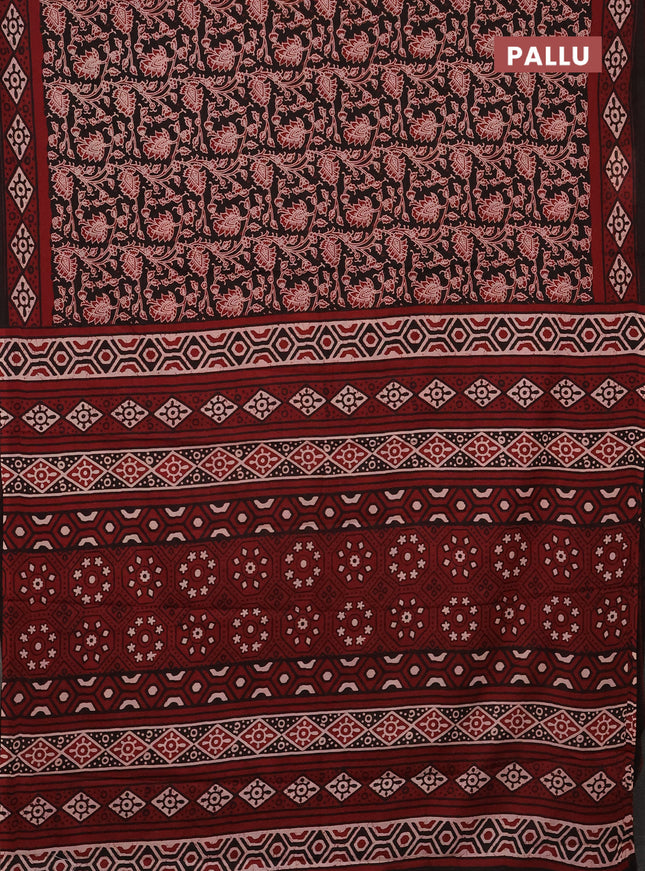 Jaipur cotton saree black and maroon with allover kalamkari prints and printed border