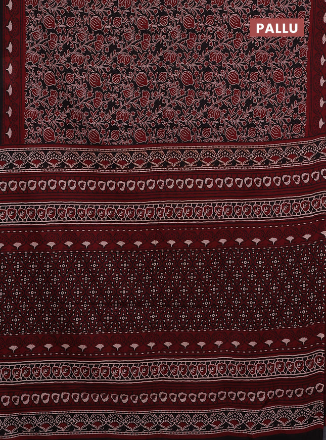 Jaipur cotton saree black and maroon with allover kalamkari prints and printed border
