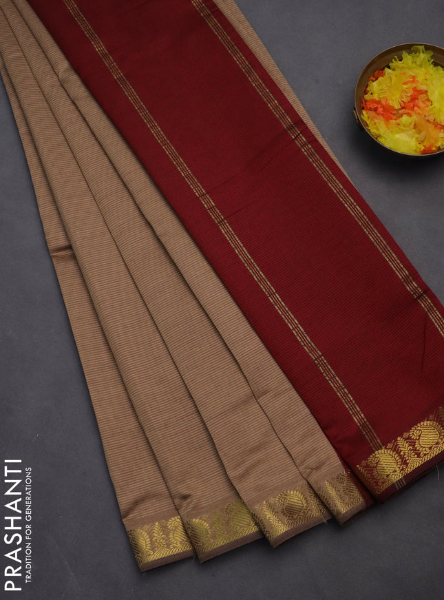 10 yards Poly cotton saree beige and maroon with plain body and zari woven border
