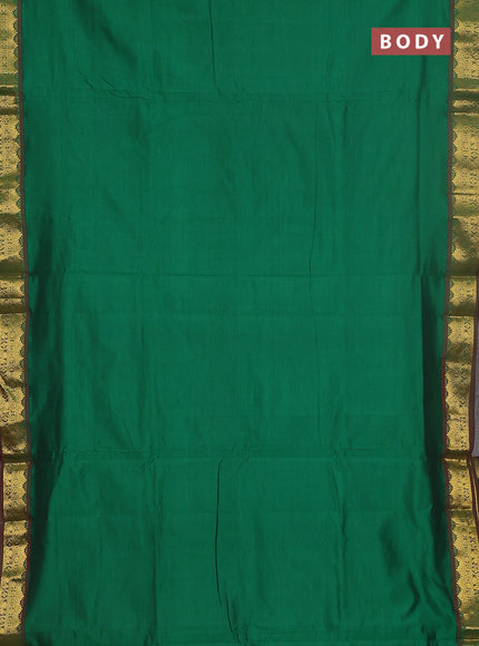 10 yards Poly cotton saree green and maroon with plain body and zari woven border