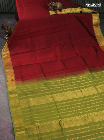 10 yards silk cotton saree maroon and light green with plain body and zari woven border