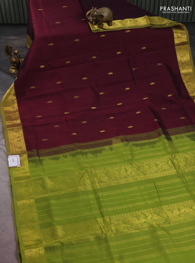 10 yards silk cotton saree deep maroon and mehendi green with zari woven buttas and zari woven border