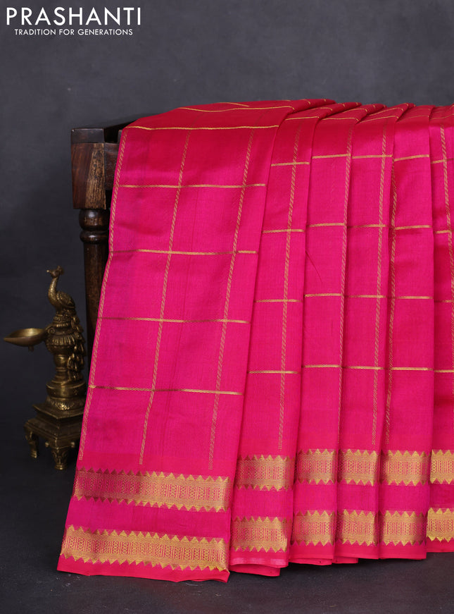 10 yards silk cotton saree pink with allover zari checked pattern and zari woven border