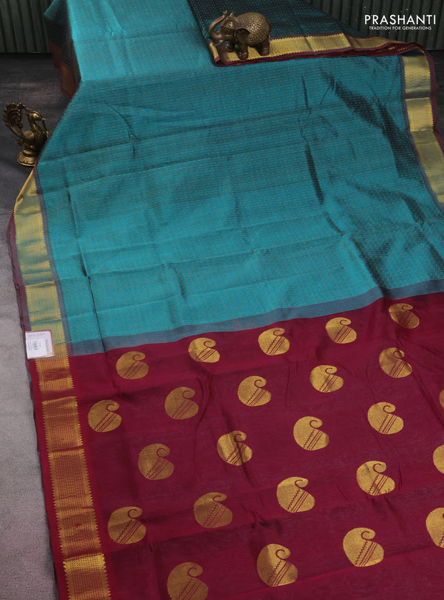 10 yards silk cotton saree peacock green and maroon with allover thread woven lakshadeepam weaves and zari woven border
