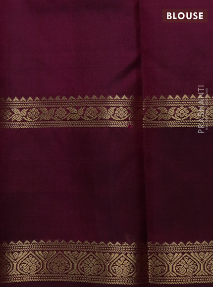 Pure kanchipuram silk saree dark magenta pink with allover zari woven checked pattern and rettapet zari woven border