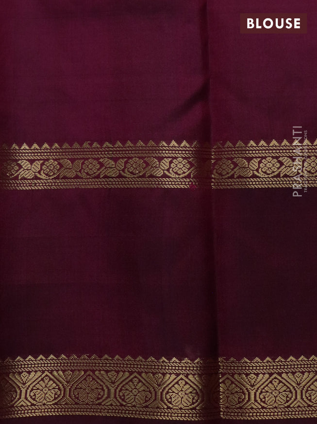 Pure kanchipuram silk saree dark magenta pink with allover zari woven checked pattern and rettapet zari woven border