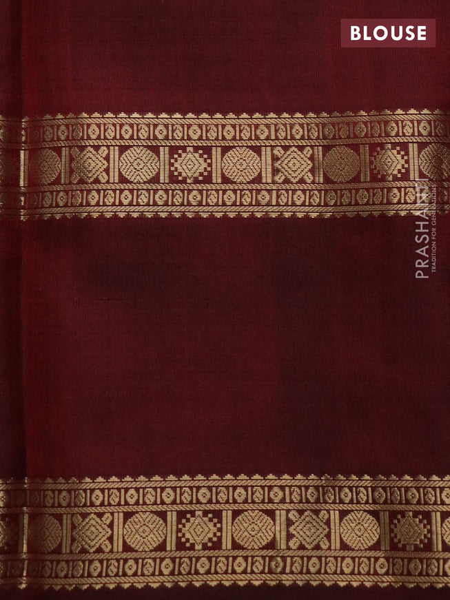 Pure kanchipuram silk saree maroon with allover zari woven checked pattern and rettapet zari woven border