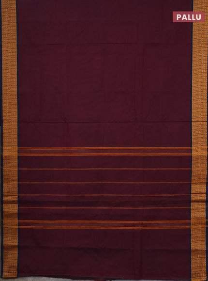 10 Yards chettinad cotton saree deep maroon and peacock blue with plain body and thread woven border
