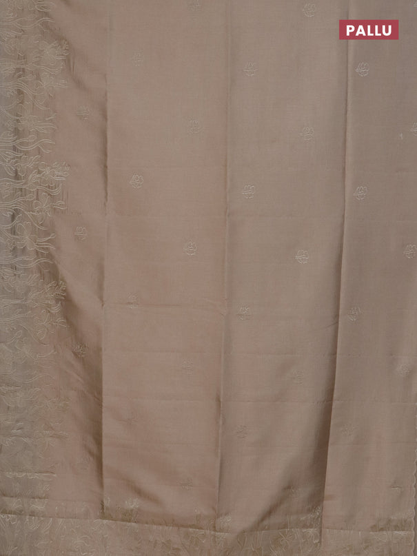 Semi tussar saree beige with floral embroidery work and applique work border
