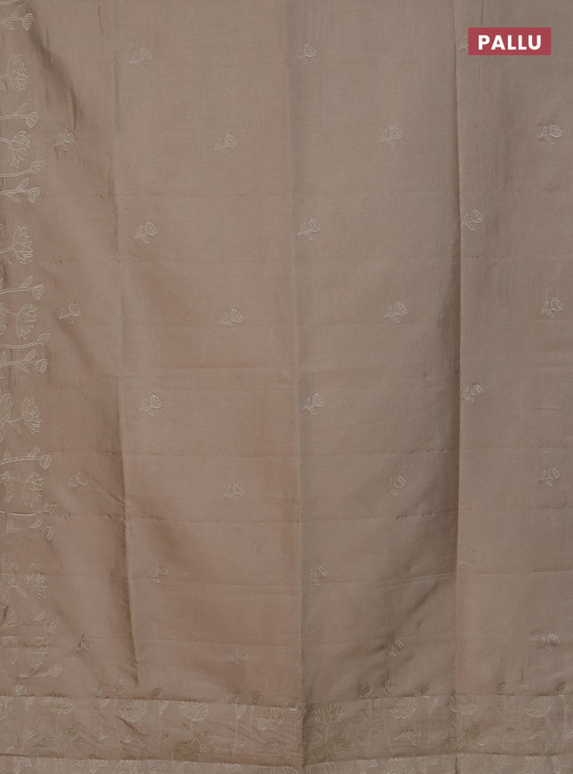 Semi tussar saree beige with floral embroidery work and applique work border