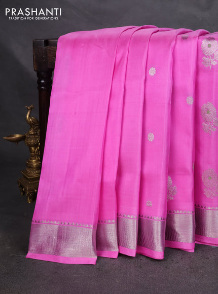 Venkatagiri silk saree light pink with silver zari woven floral buttas and silver zari woven border