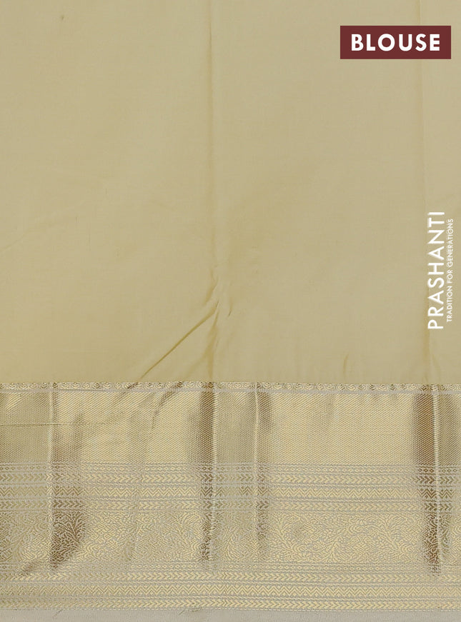 Bangalori silk saree rust shdae and cream with zari woven buttas and long zari woven border