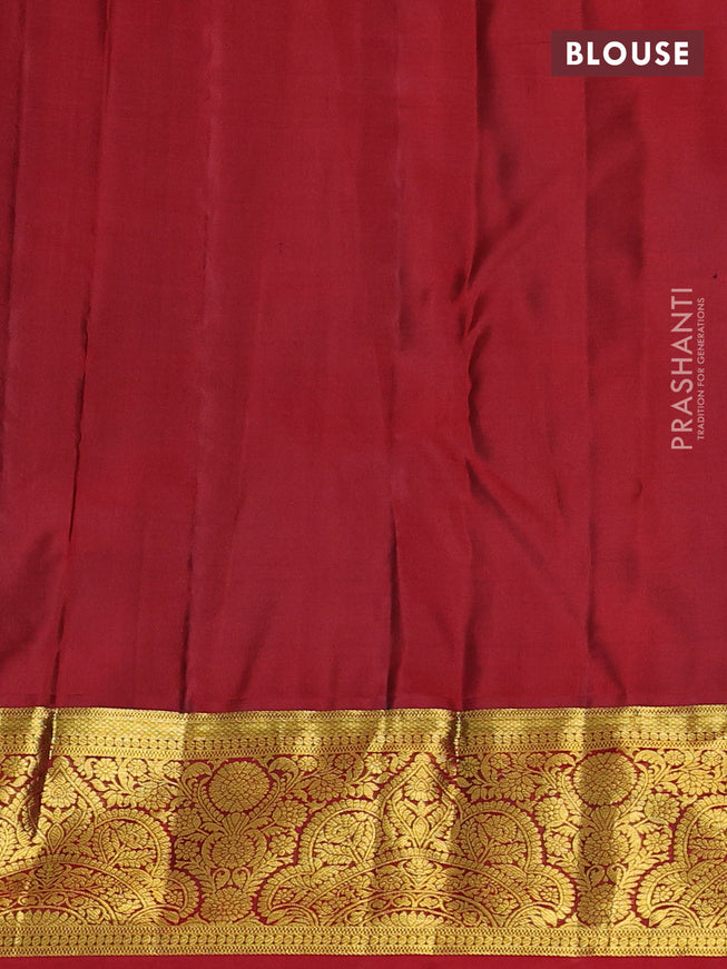 Pure kanchipuram silk saree green and maroon with allover small zari checked pattern and zari woven border