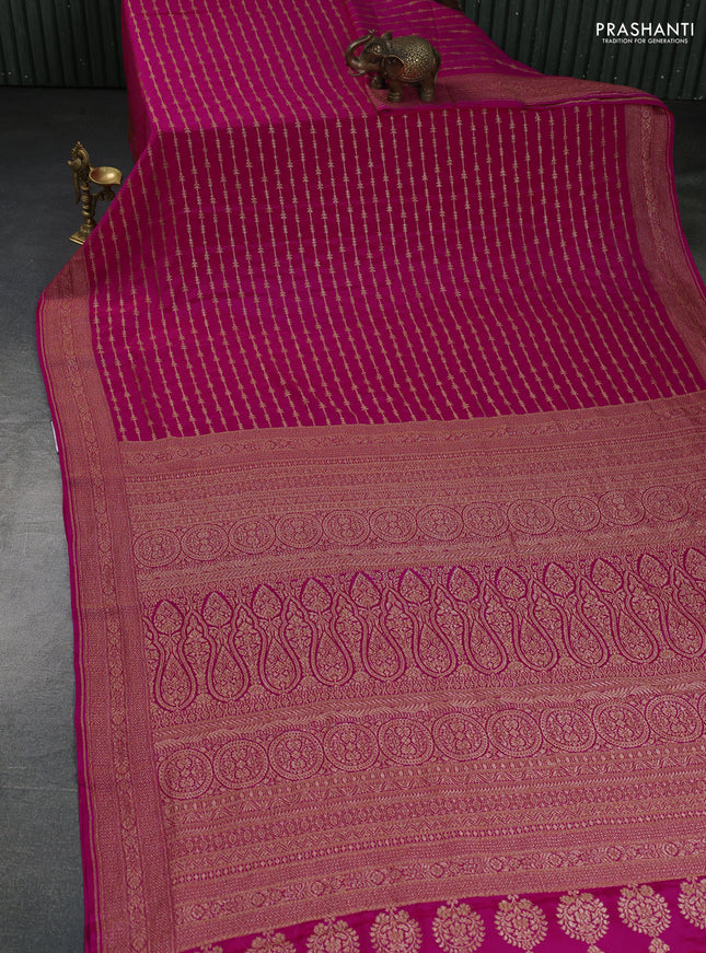 Banarasi crepe saree pink with allover geometric weaves and woven border
