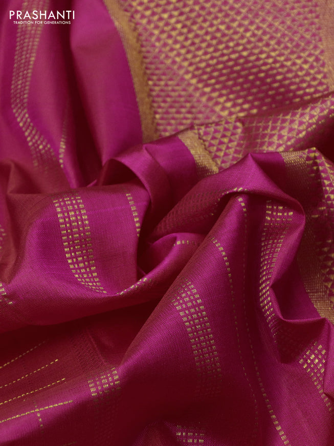 Pure kanchipuram silk saree pink with allover zari checked pattern and zari woven border