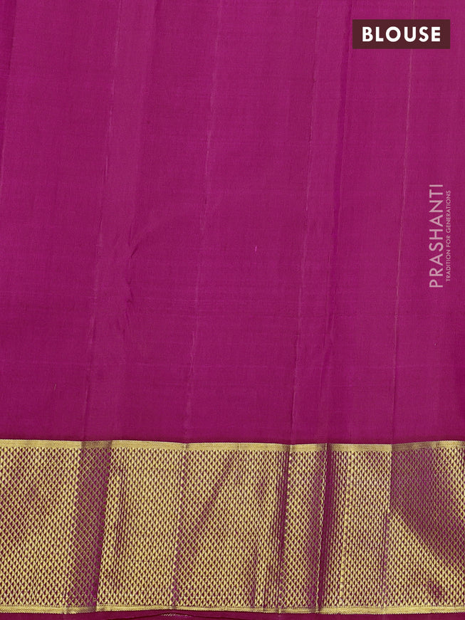 Pure kanchipuram silk saree pink with allover zari checked pattern and zari woven border