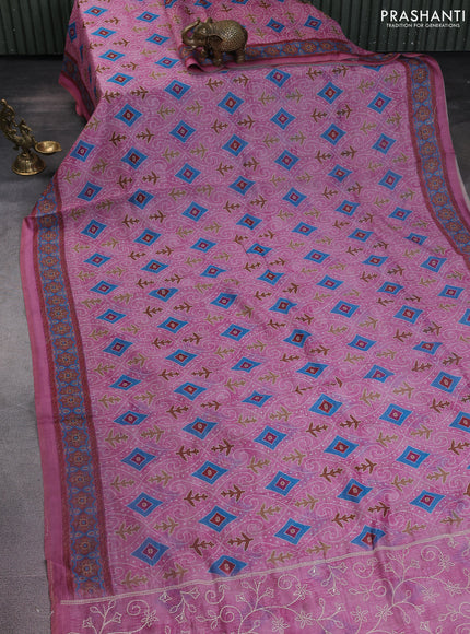Semi chanderi saree pink with allover prints and embroidery pallu