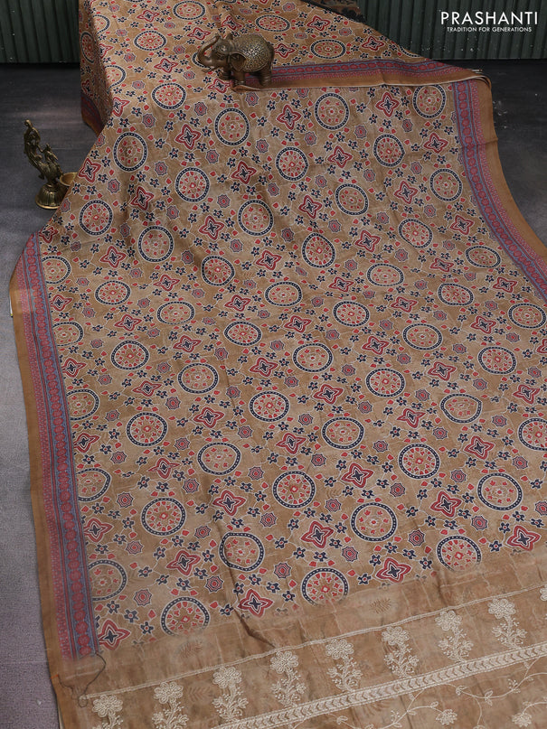 Semi chanderi saree sandal with allover prints and embroidery pallu